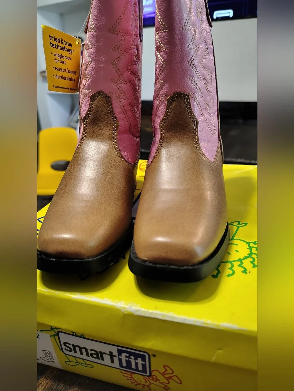 Tan & Pink Western Cowgirl Boots New Size 9.5c